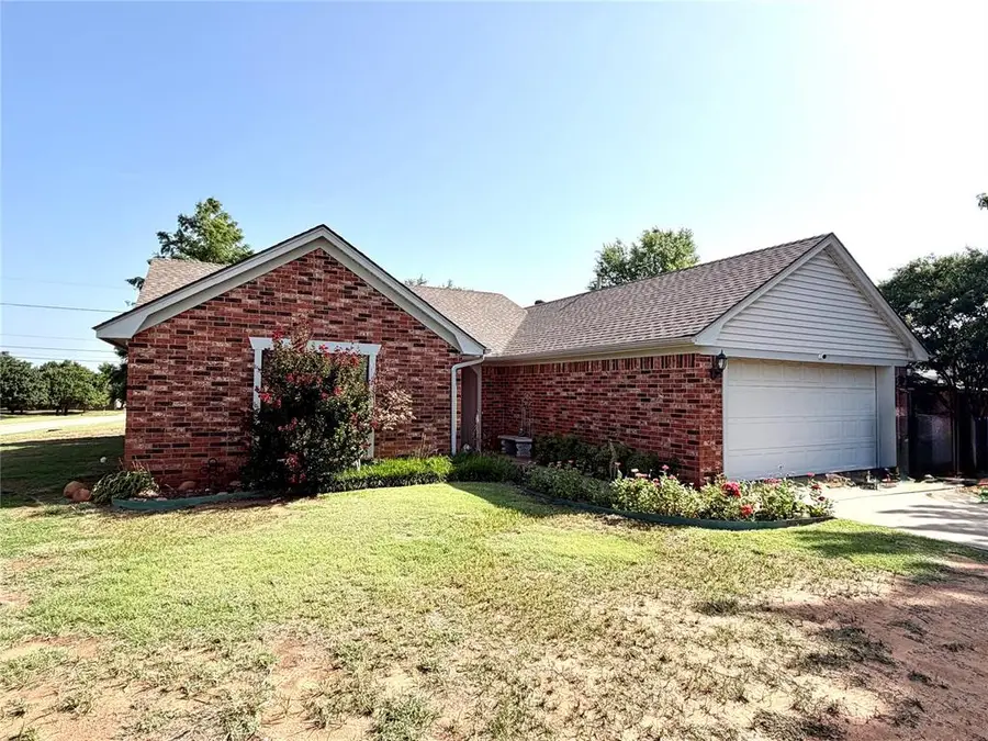 2914 Lacey Drive, Chickasha, OK 73018 - #2