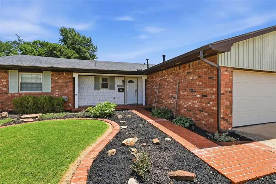 3608 Glenmanor Circle, Oklahoma City, OK 73110 - #3
