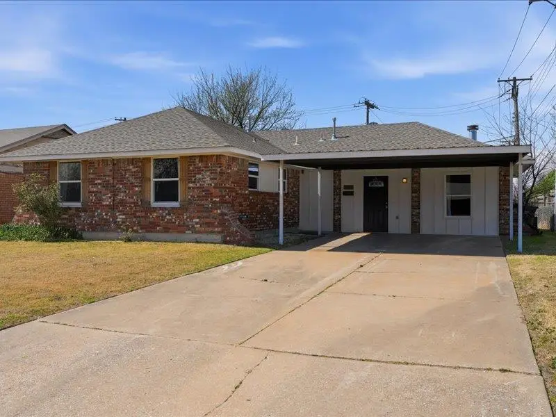 1501 Lawton Avenue, Moore, OK 73160 - #2