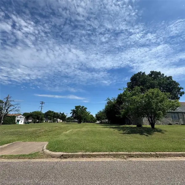 1725 NW 28th Street, Oklahoma City, OK 73106