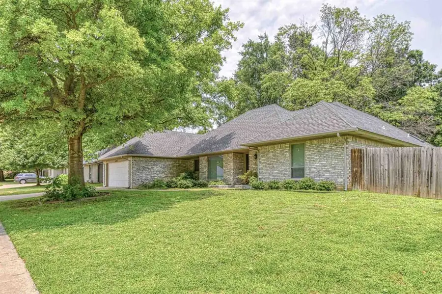 2709 Barry Switzer Drive, Norman, OK 73072 - #2