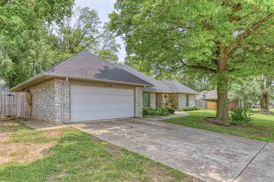 2709 Barry Switzer Drive, Norman, OK 73072 - #3