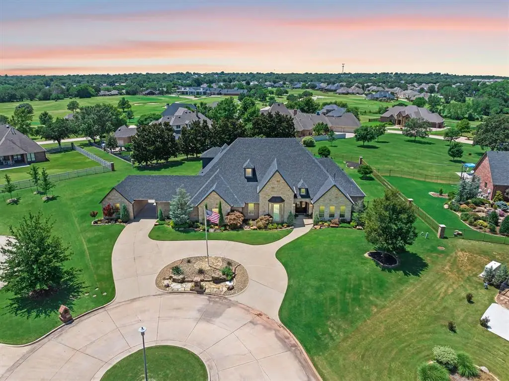 1204 Turnberry Circle, Shawnee, OK 74801 - #1