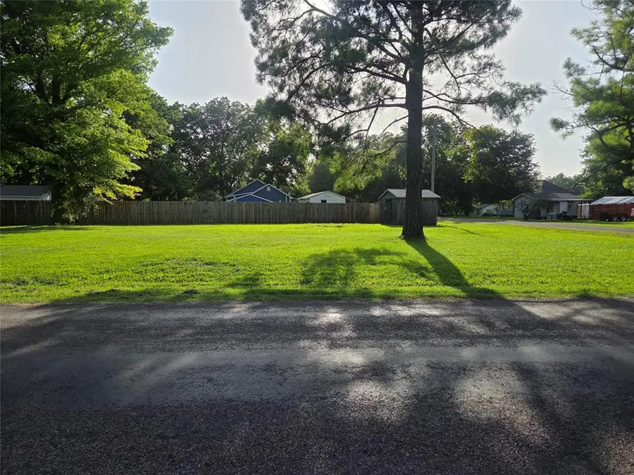 702 S East Avenue, Wynnewood, OK 73098 - #2