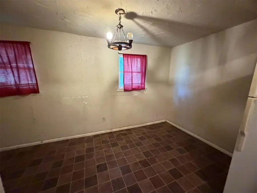 3200 NW 29th Street, Oklahoma City, OK 73107 - #3