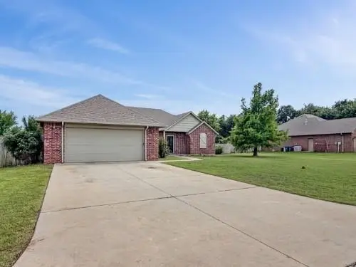 902 Lost Oak Drive, Guthrie, OK 73044 - #2