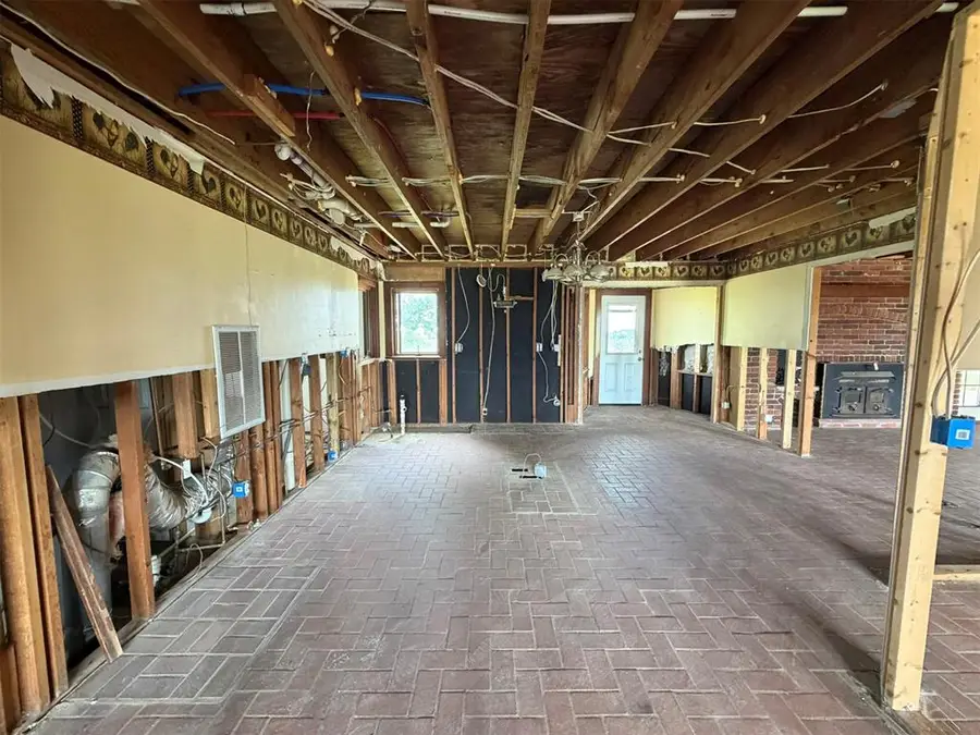 5885 S Canadian Road, Hinton, OK 73047 - #3