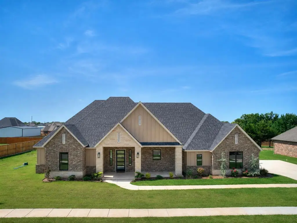 4604 SE 37th Street, Moore, OK 73160 - #1