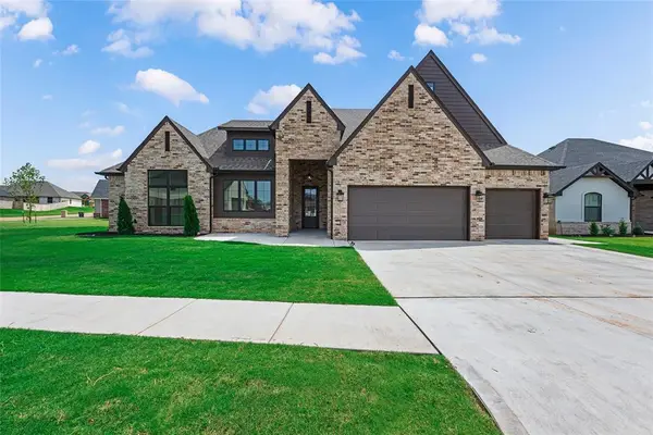 10505 Two Lakes Drive, Yukon, OK 73099