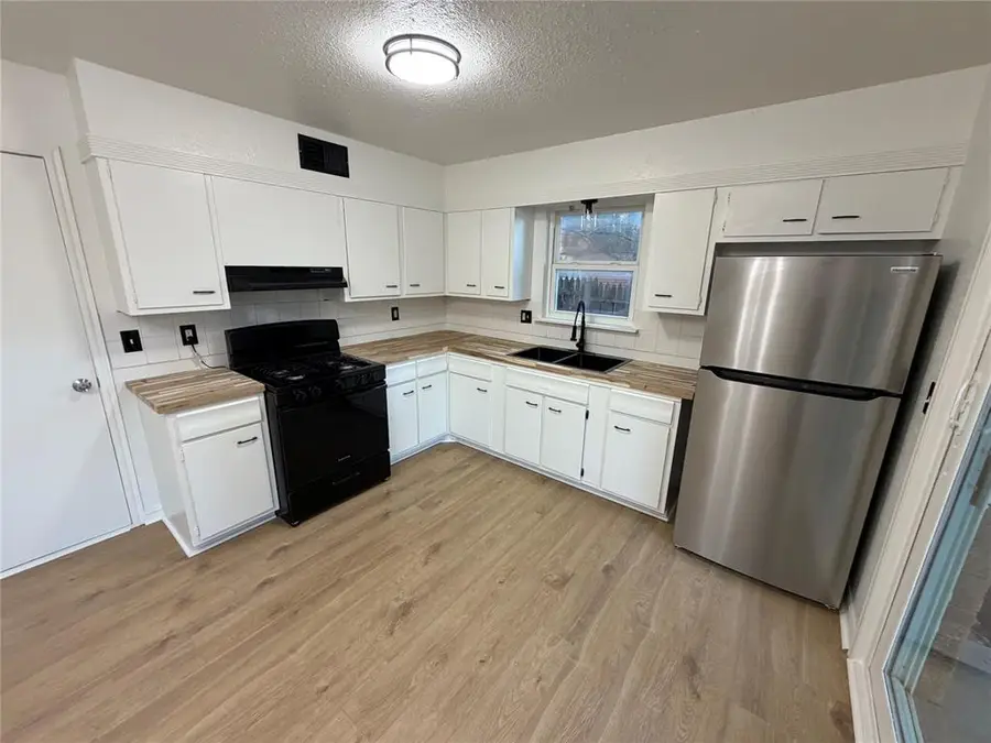 912 NE Katherine Place, Oklahoma City, OK 73114 - #2