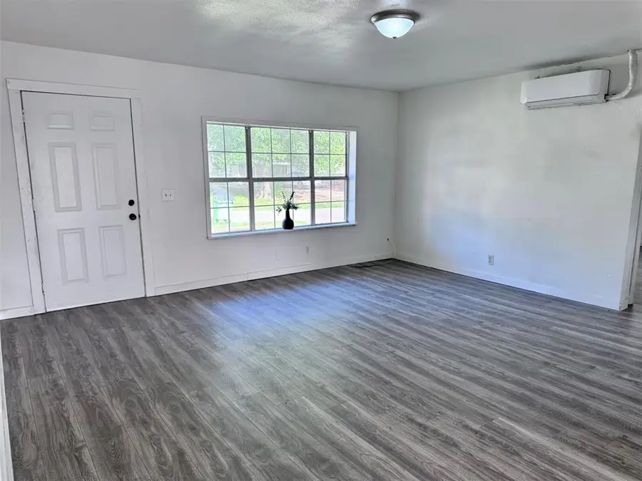 1429 Pastusek Avenue, Prague, OK 74864 - #3