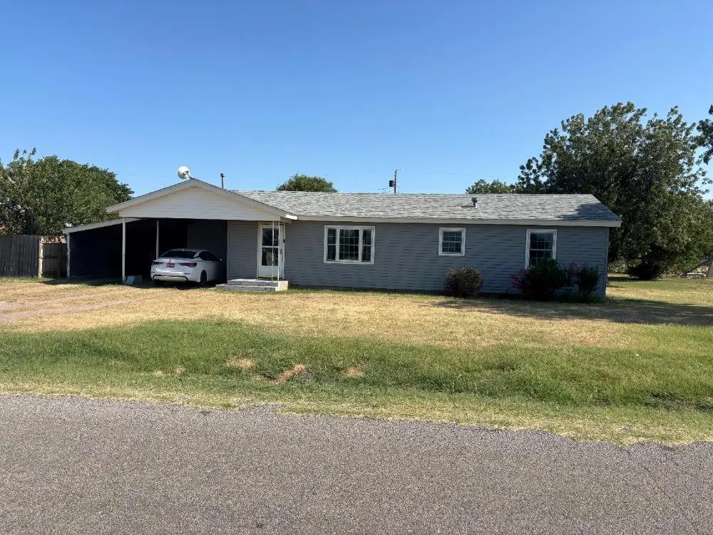 722 E 8th Street, Olustee, OK 73560 - #1