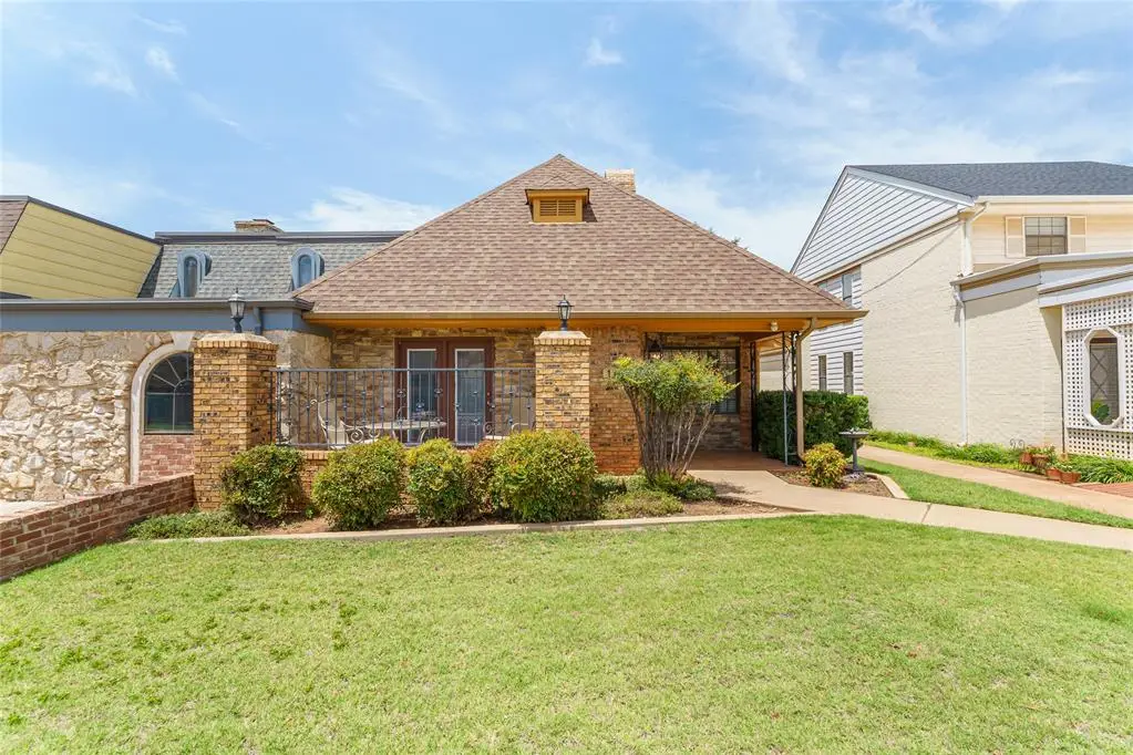 109 The Hills, Clinton, OK 73601 - #1