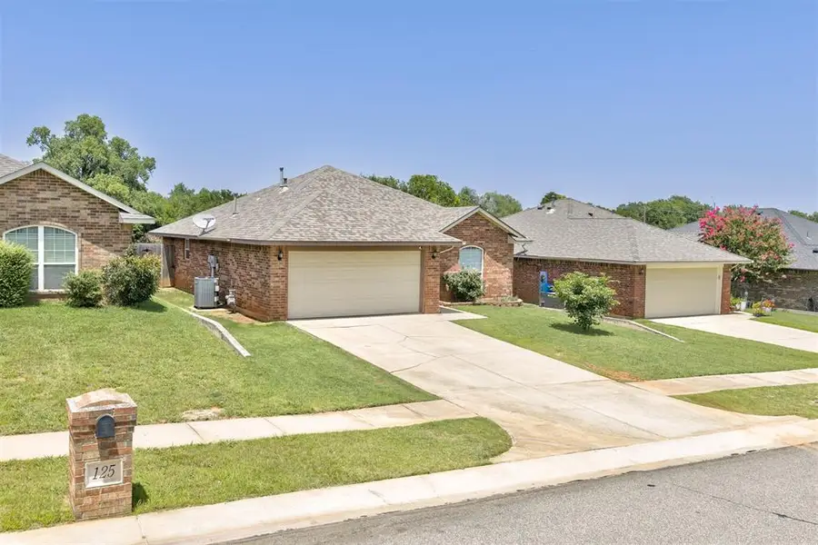 121 Tecumseh Meadows Drive, Norman, OK 73069 - #2
