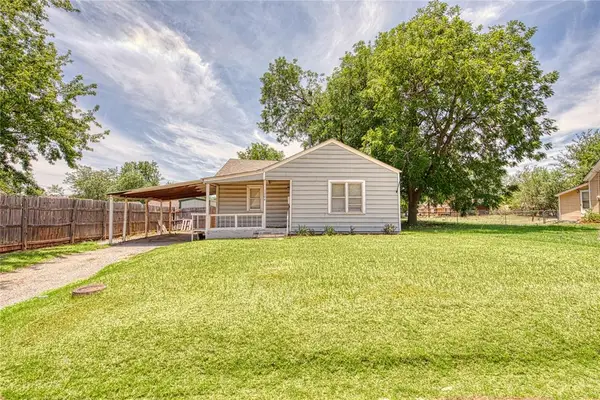1204 W B Avenue, Elk City, OK 73644