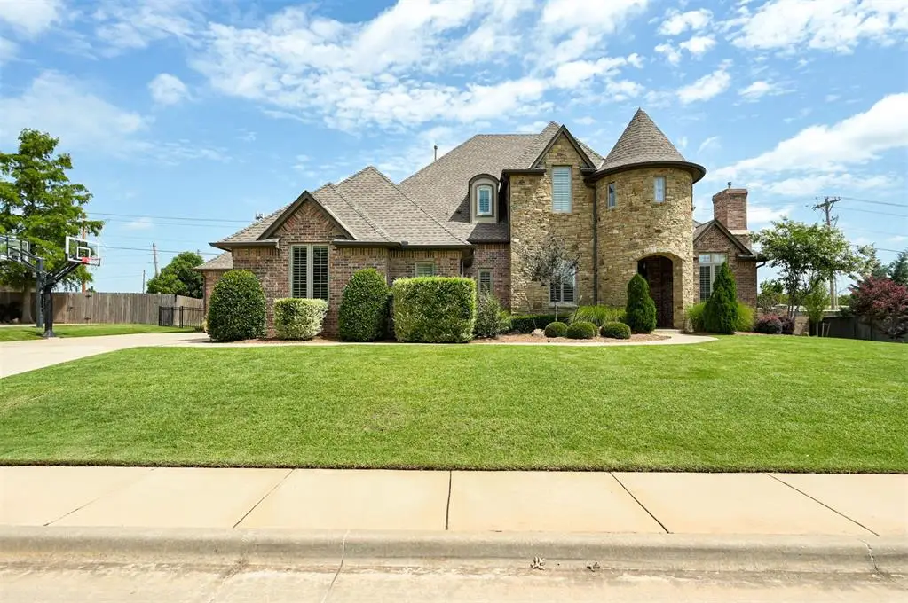 309 Oak Summit Road, Edmond, OK 73025 - #1