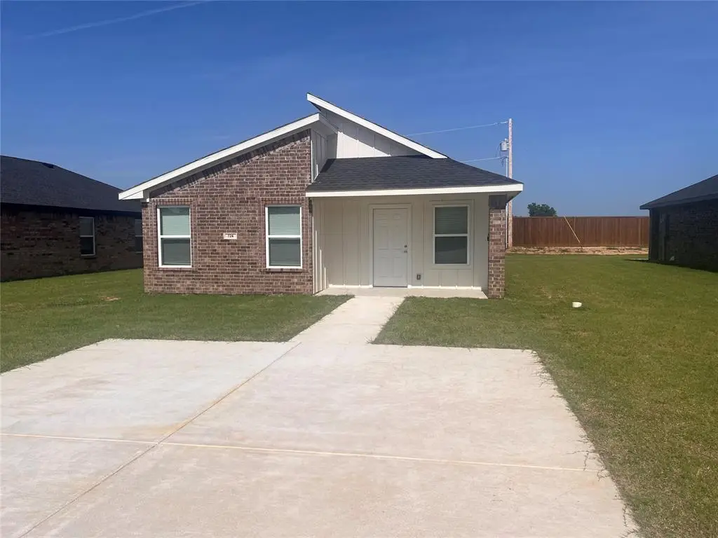 724 Elm Street, Seminole, OK 74868 - #1