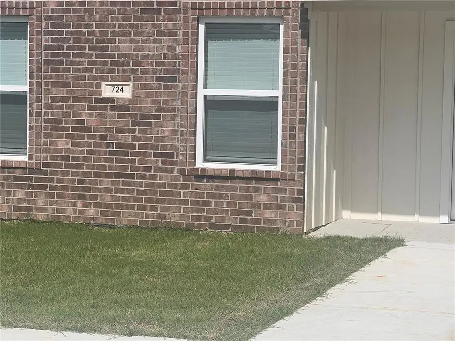 724 Elm Street, Seminole, OK 74868 - #2