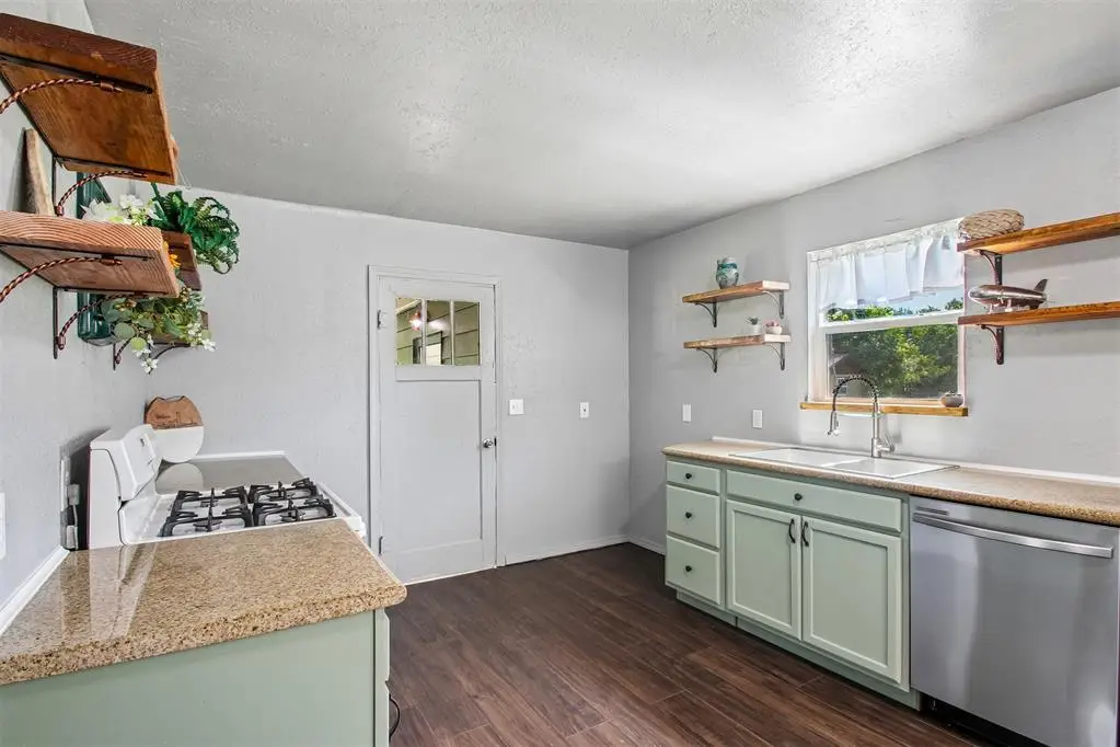 804 N Santa Fe Avenue, Purcell, OK 73080 - #1