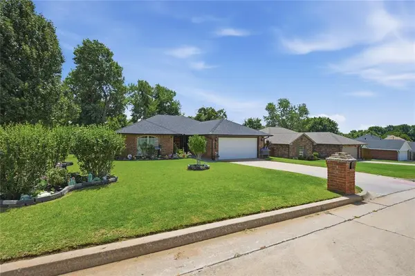2046 Huntington Road, Oklahoma City, OK 73130