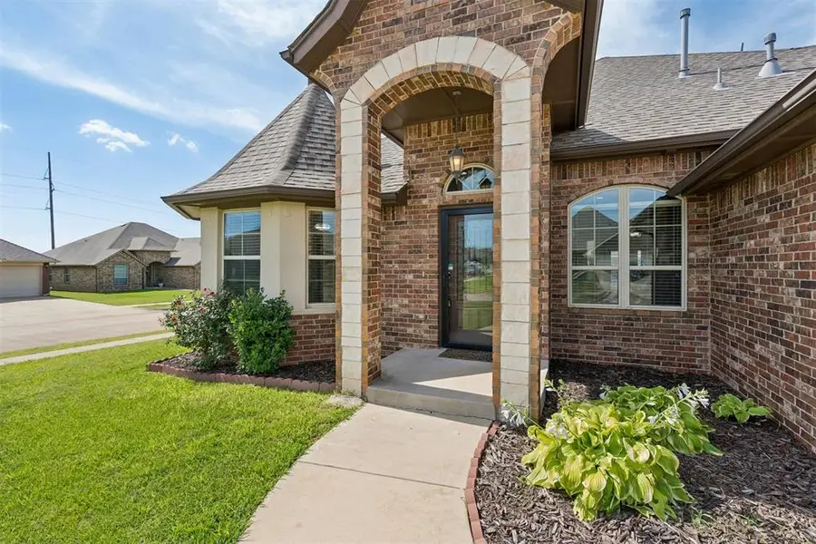 2916 Kingswood Drive, Norman, OK 73071 - #3