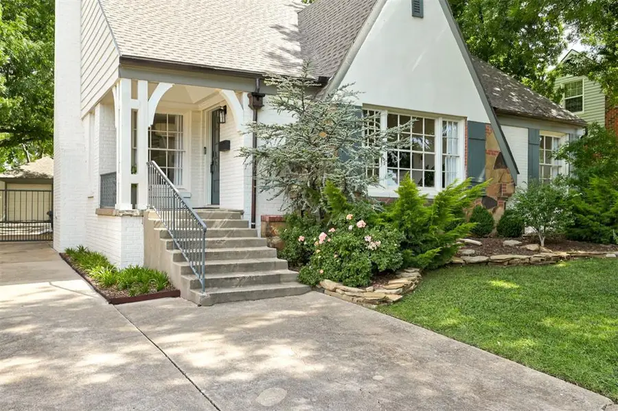 1107 Belford Avenue, Nichols Hills, OK 73116 - #2