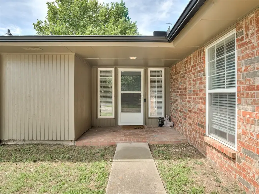 3216 Greenwood Drive, Norman, OK 73072 - #3