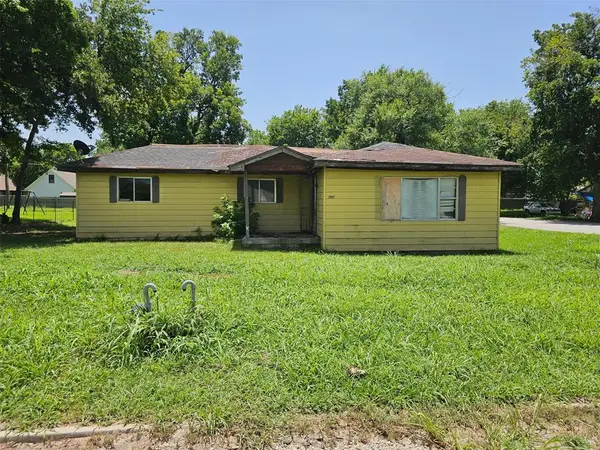 1317 W Wapanucka Avenue, Sulphur, OK 73086
