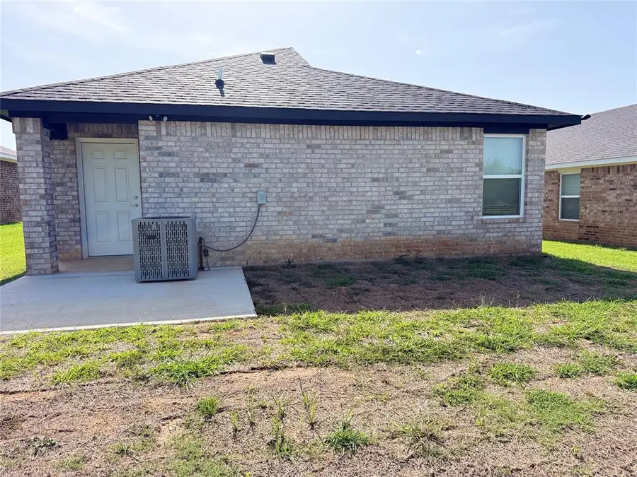 828 Elm Street, Seminole, OK 74868 - #2