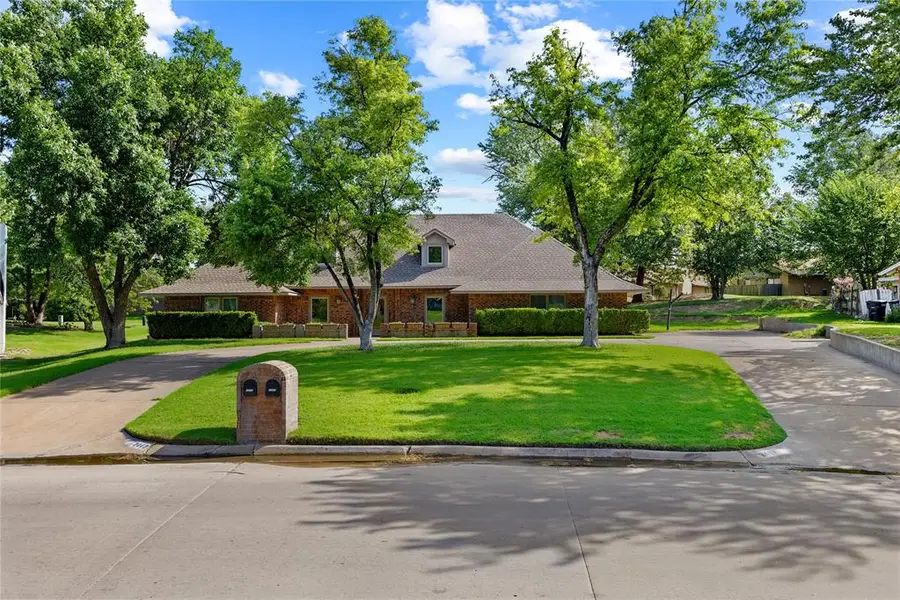 2442 Edgewood Drive, Enid, OK 73703 - #2