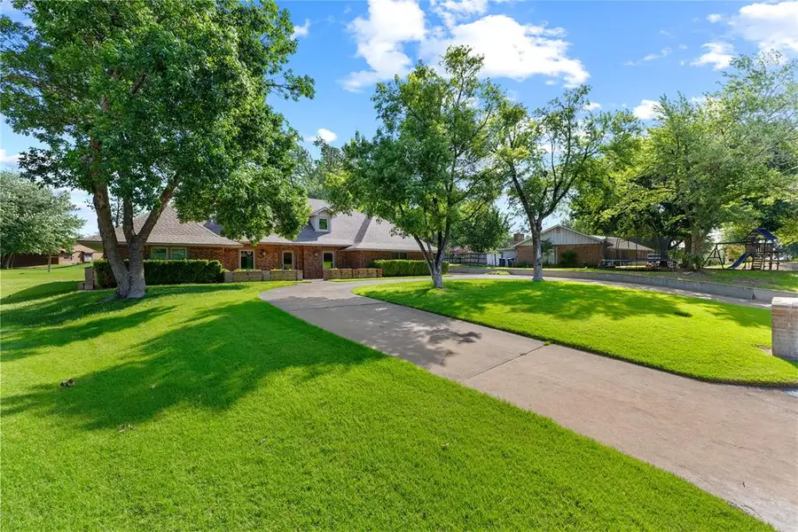 2442 Edgewood Drive, Enid, OK 73703 - #3