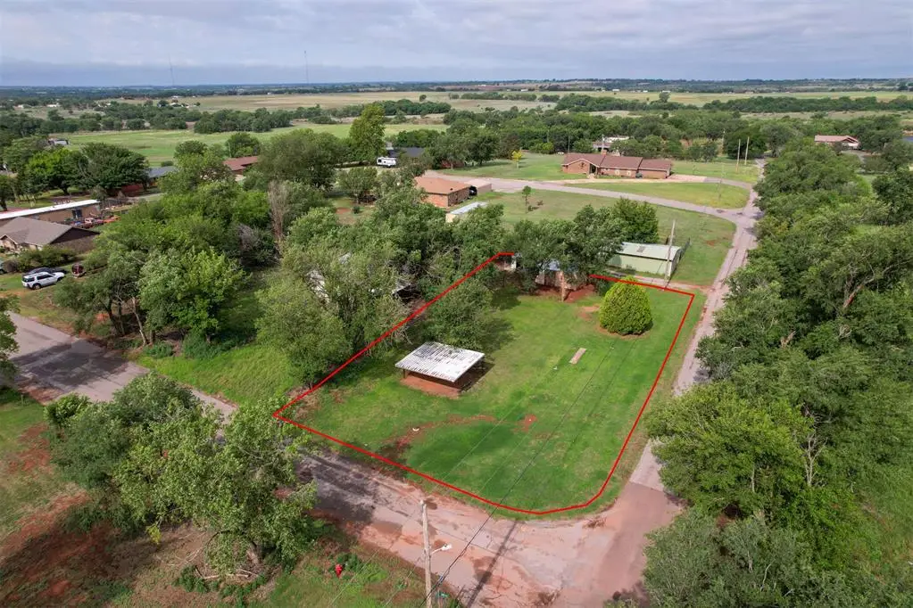 1113 N 7th Street, Sayre, OK 73662 - #1