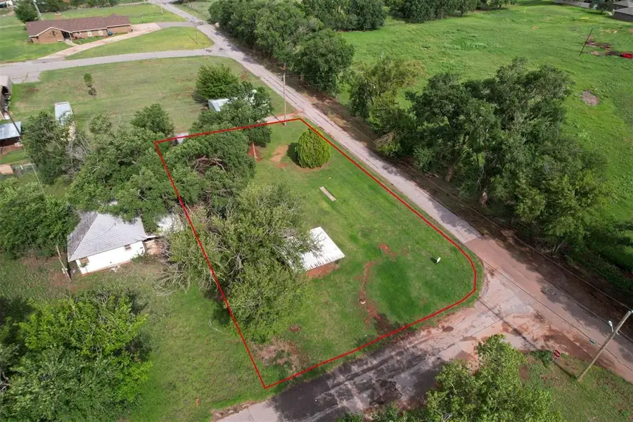 1113 N 7th Street, Sayre, OK 73662 - #3