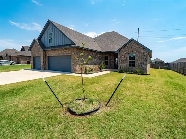 4204 Chesterfield Place, Oklahoma City, OK 73179