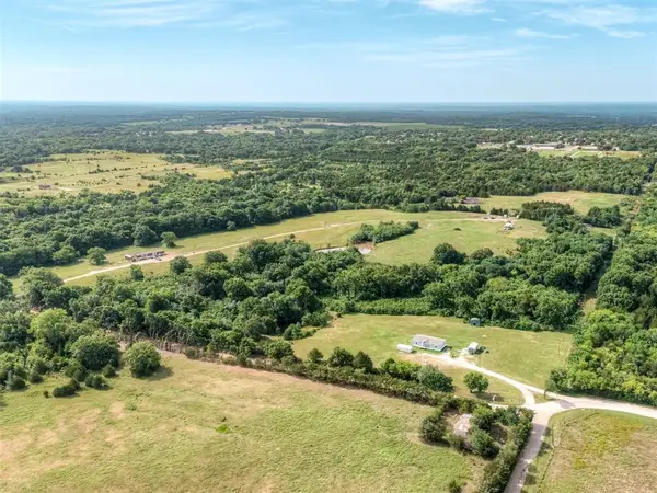 35010 EW 1290 Road, Maud, OK 74854
