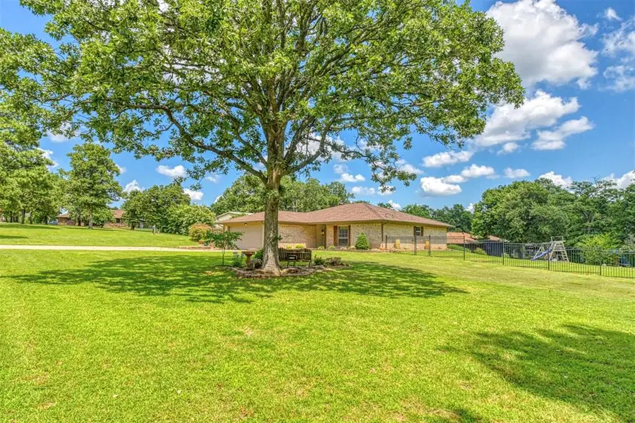 1900 Love Lane, Choctaw, OK 73020 - #2