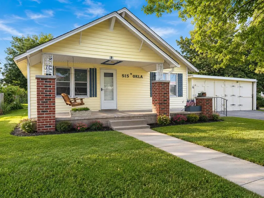 515 W Oklahoma Street, McLoud, OK 74851 - #1