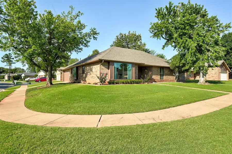 2700 Summer Set Trail, Edmond, OK 73012 - #3