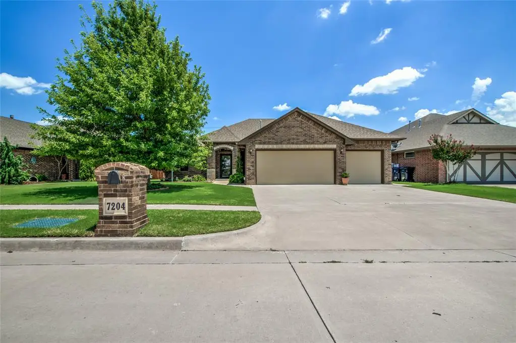 7204 Stinchcomb Drive, Oklahoma City, OK 73132 - #1
