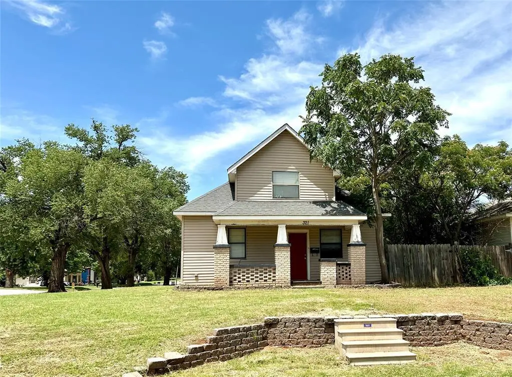 321 W 1st Street, Elk City, OK 73644 - #1