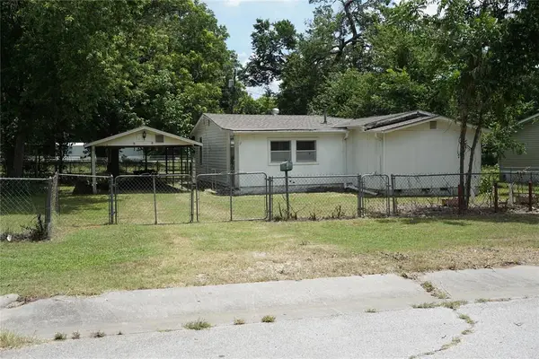 806 S 2nd Street, Davis, OK 73030