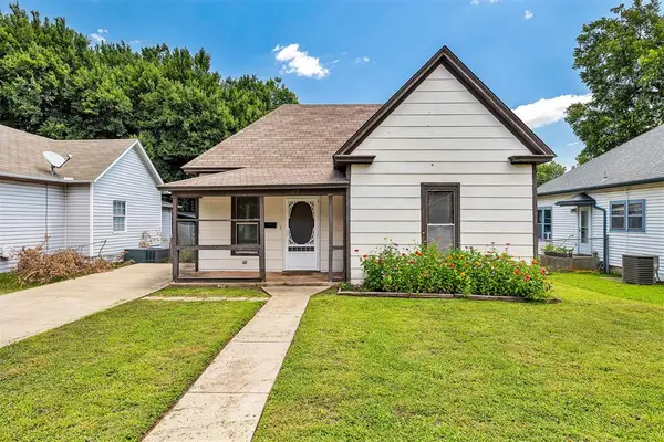 617 S Roberts Avenue, El Reno, OK 73036