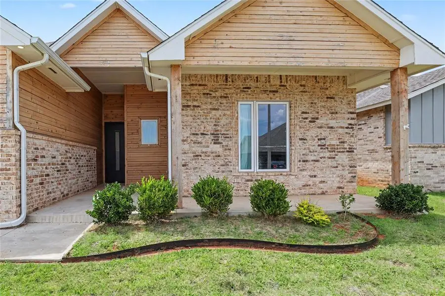 15817 Capri Lane, Edmond, OK 73013 - #2