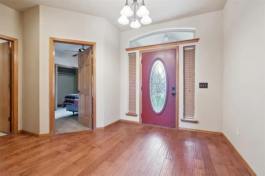610 W Choctaw Street, Lindsay, OK 73052 - #3
