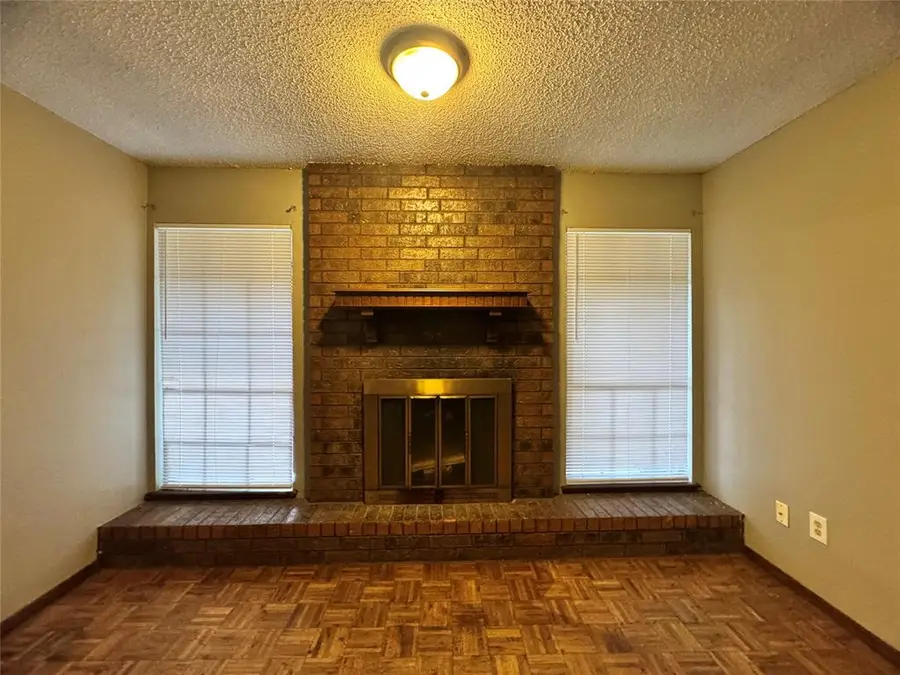 5233 Coble Street, Oklahoma City, OK 73135 - #3