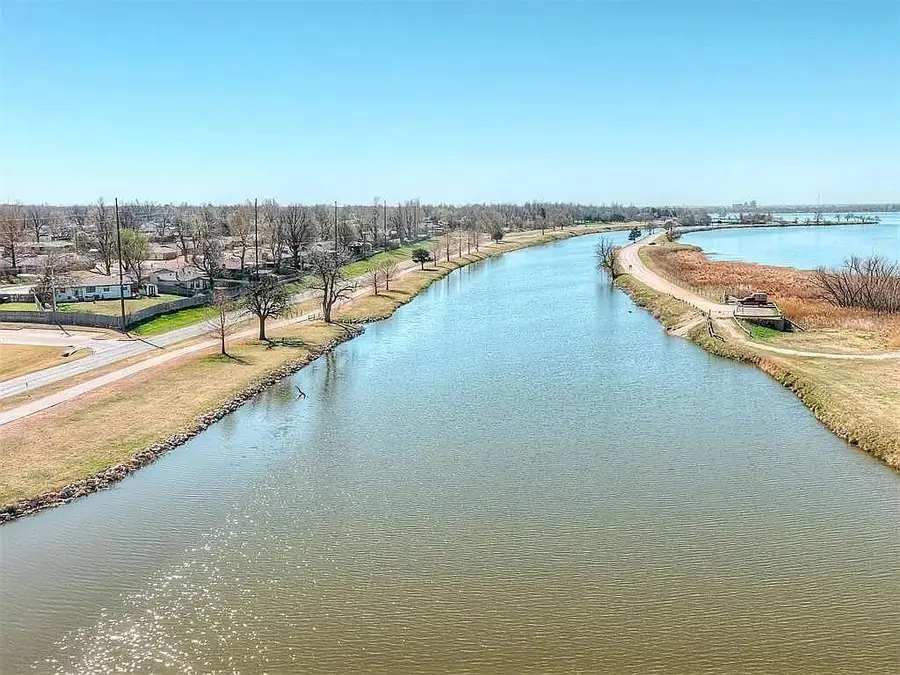 Overholser Drive, Bethany, OK 73008 - #2