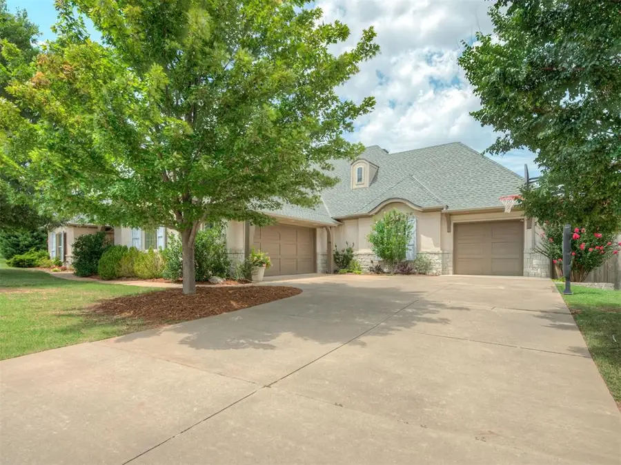 901 Bayonne Bridge Court, Edmond, OK 73034 - #2