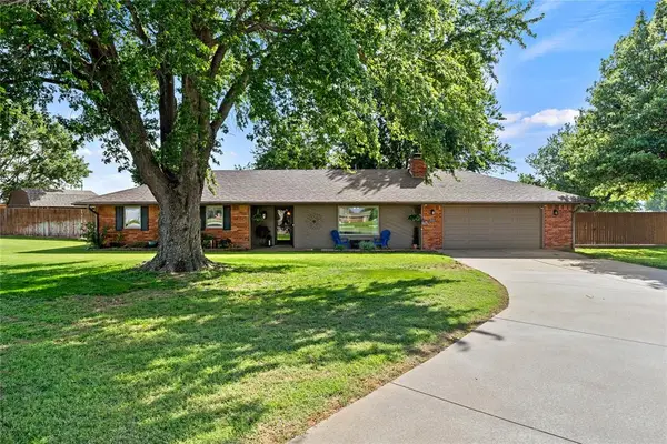 2121 Lyle Road, Weatherford, OK 73096