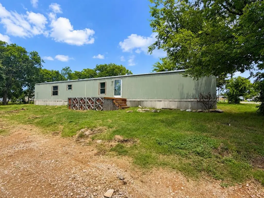 206 W Tahlequah Avenue, Sulphur, OK 73086 - #1