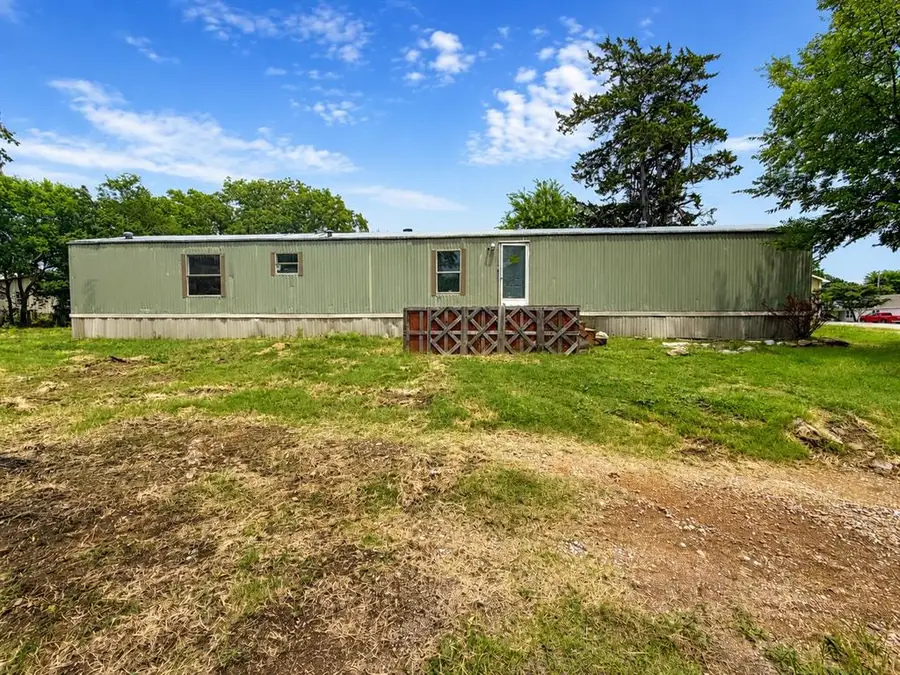 206 W Tahlequah Avenue, Sulphur, OK 73086 - #2